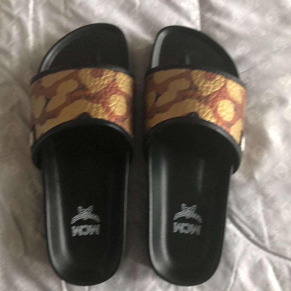 MCM women’s slides